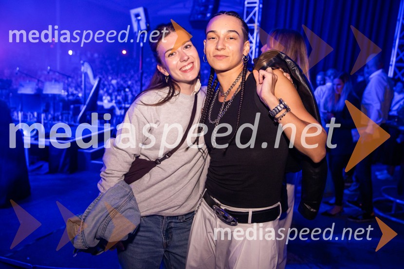  Mila Peršin, igralka;  Mia Puhar Rodin - Masayah, pevkaDJ Umek združil moči s simfoničnim orkestrom