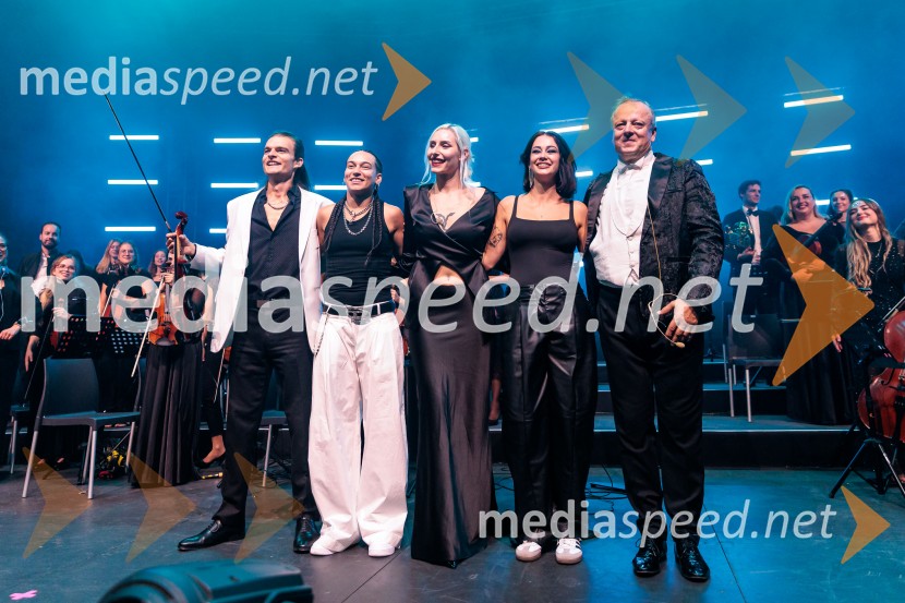  ... ;  Mia Puhar Rodin - Masayah, pevka;  Sara Briški Cirman - Raiven, pevka, harfistka;  Gaja Prestor, pevka;  Marjan Grdadolnik, dirigentDJ Umek združil moči s simfoničnim orkestrom