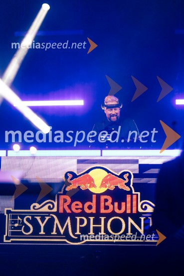  Uroš Umek, DJDJ Umek združil moči s simfoničnim orkestrom