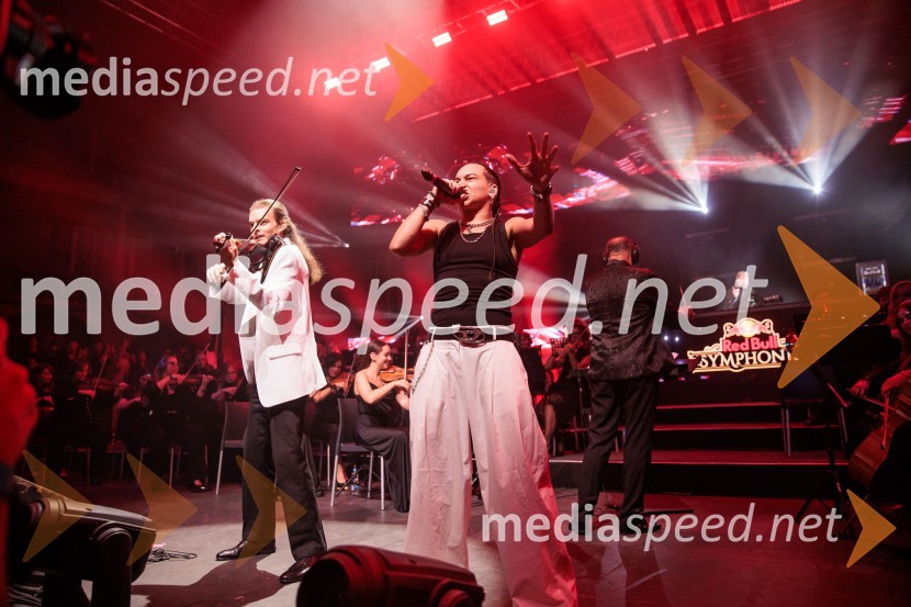  Mia Puhar Rodin - Masayah, pevkaDJ Umek združil moči s simfoničnim orkestrom