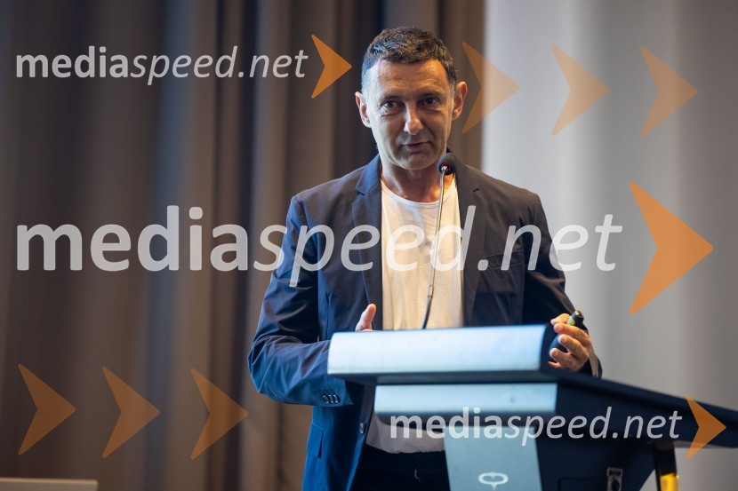  Boštjan Vuga, arhitektPROGRES konferenca 2025