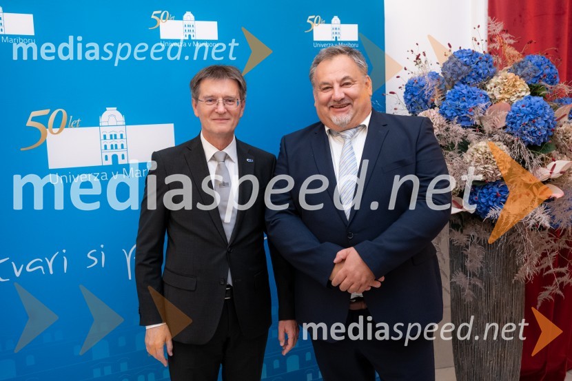 prof. dr. Zdravko Kačič, pomočnik rektorja Univerze v Mariboru;  ... Univerza v Mariboru odlikovana z redom za zasluge