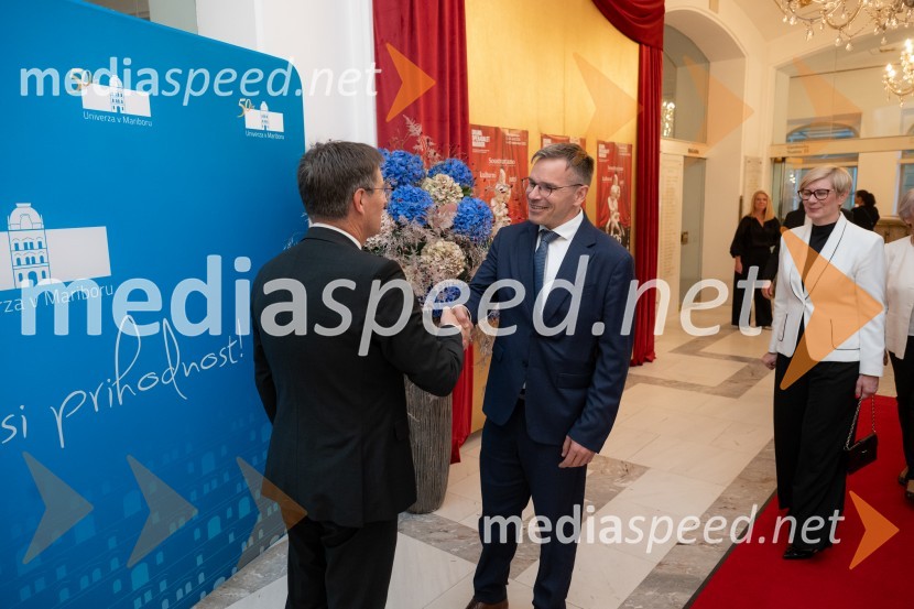Univerza v Mariboru odlikovana z redom za zasluge