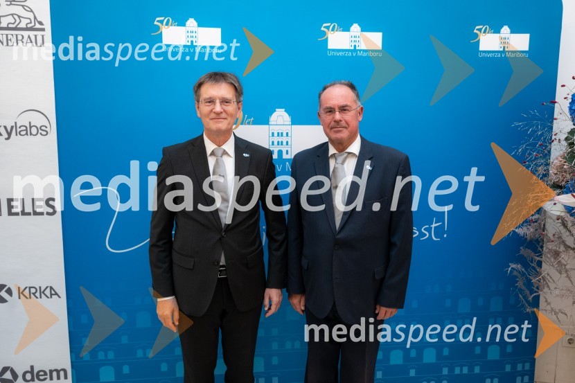 prof. dr. Zdravko Kačič, pomočnik rektorja Univerze v Mariboru;  ... Univerza v Mariboru odlikovana z redom za zasluge