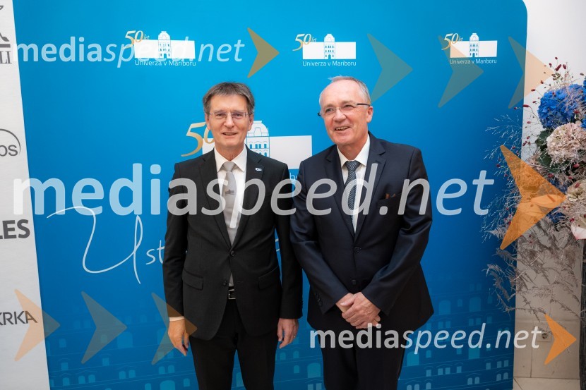 prof. dr. Zdravko Kačič, pomočnik rektorja Univerze v Mariboru; prim. doc. dr. Jernej Završnik, dr. med., spec., direktor Zdravstvenega doma dr. Adolfa DrolcaUniverza v Mariboru odlikovana z redom za zasluge