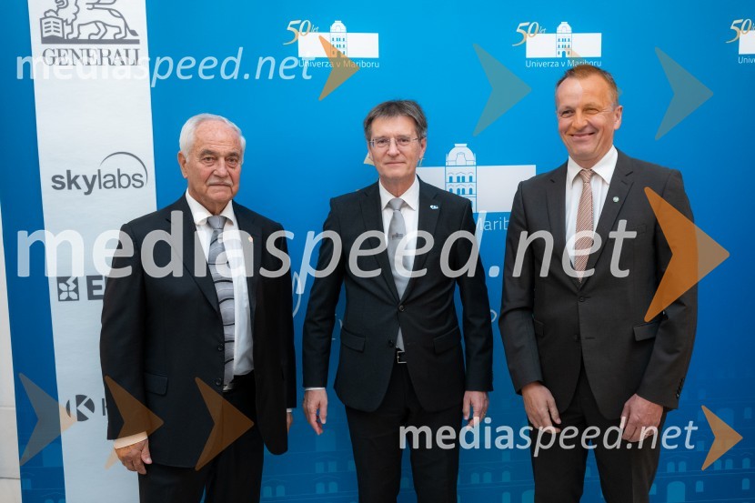  Rudolf Moge, nekdanji politik; prof. dr. Zdravko Kačič, pomočnik rektorja Univerze v Mariboru;  ... Univerza v Mariboru odlikovana z redom za zasluge
