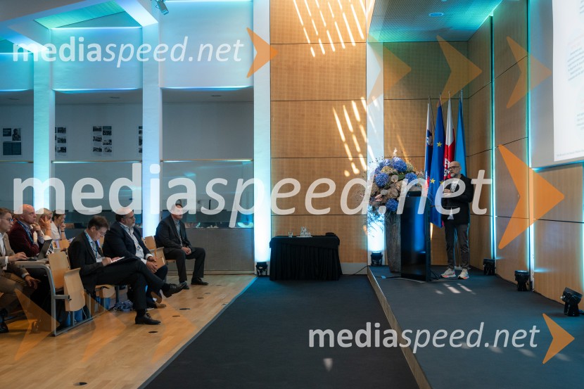 Mednarodna konferenca o integraciji raziskovanja, izobraževanja in inovacij na Univerzi v Mariboru