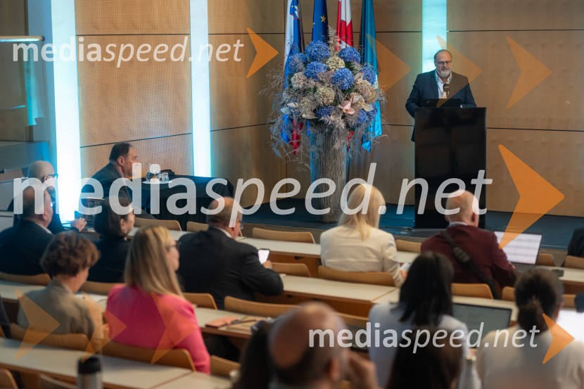 Mednarodna konferenca o integraciji raziskovanja, izobraževanja in inovacij na Univerzi v Mariboru