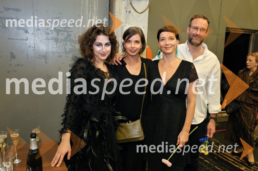  Mojka Končar, igralka;  Ana Pandur, koreografinja;  Maša Ogrizek, pisateljica, avtorica knjige Lisičja luna;  Matej Bonin, skladateljLisičja luna, premiera mladinske opere v Cankarjevem domu