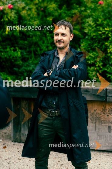  Blaž Setnikar, igralecPredstavitev nove serije Nemirna kri