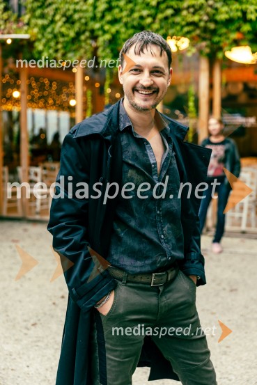  Blaž Setnikar, igralecPredstavitev nove serije Nemirna kri