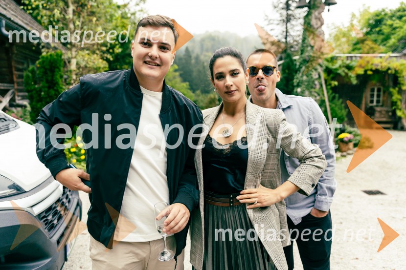  ... ;  Saša Pavlin Stošić, igralka;  ... Predstavitev nove serije Nemirna kri