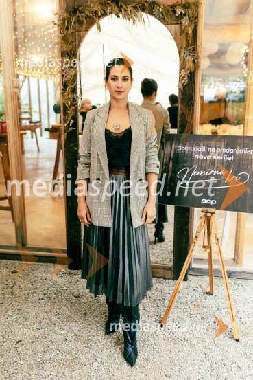  Saša Pavlin Stošić, igralkaPredstavitev nove serije Nemirna kri