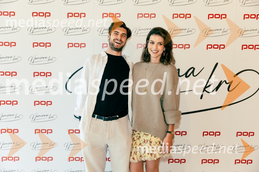  Svit Stefanija, igralec;  Lea Mihevc, igralkaPredstavitev nove serije Nemirna kri