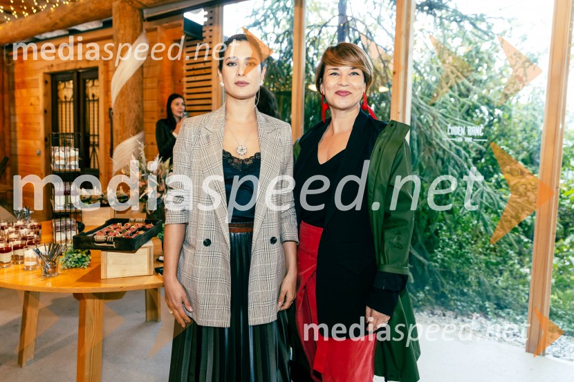  Saša Pavlin Stošić, igralka;  Ula Podojstršek Slana, predstavnica za odnose z javnostmi, PRO PLUS, d.o.o.Predstavitev nove serije Nemirna kri