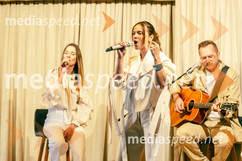  Severina Vučković, pevka;  ... ;  ... Predstavitev nove serije Nemirna kri