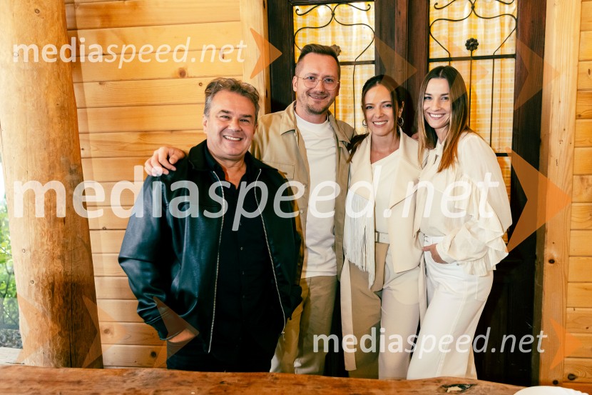  ... ;  ... ;  Nina Pušlar, pevka;  ... Predstavitev nove serije Nemirna kri