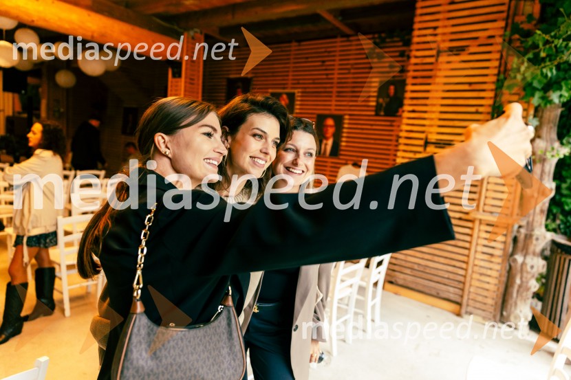  Petra Parovel, lastnica, Swy brand d.o.o.;  ... ;  ... Predstavitev nove serije Nemirna kri