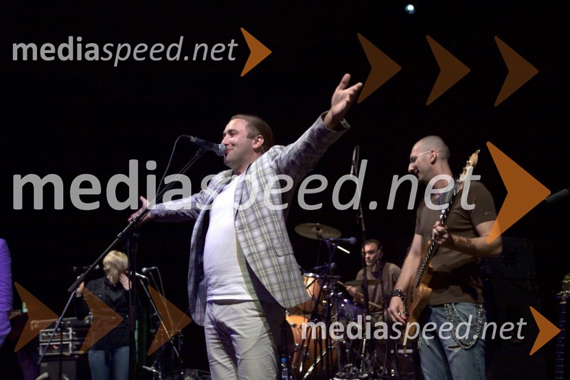 Crvena jabuka, koncert v Križankah