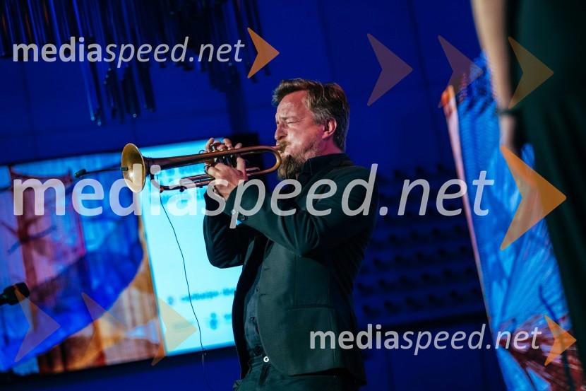 Likovna zbirka skupine Telekom Slovenije