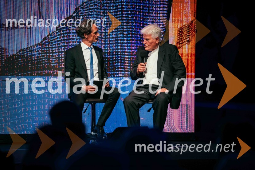 Likovna zbirka skupine Telekom Slovenije