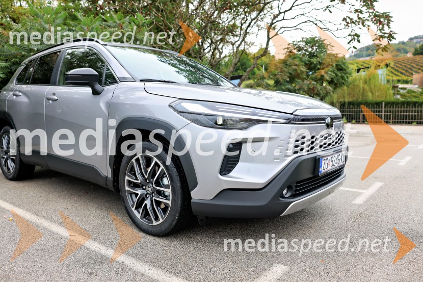 Toyota Corolla Cross, slovenska predstavitev