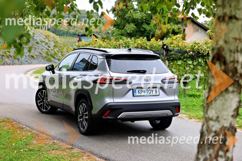 Toyota Corolla Cross, slovenska predstavitev