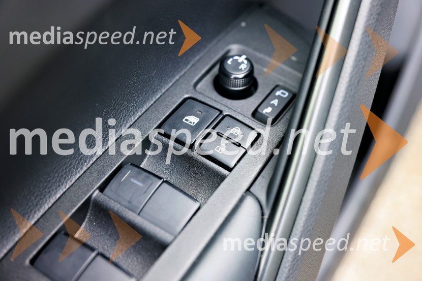 Toyota Corolla Cross, slovenska predstavitev