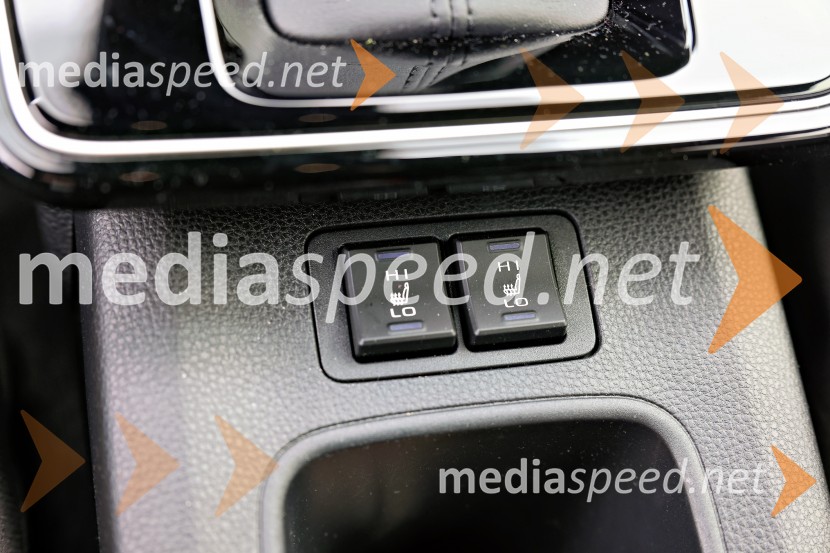 Toyota Corolla Cross, slovenska predstavitev