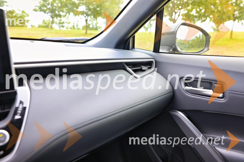 Toyota Corolla Cross, slovenska predstavitev