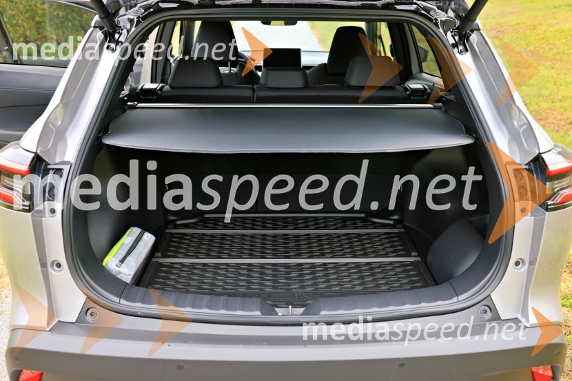 Toyota Corolla Cross, slovenska predstavitev