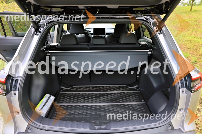 Toyota Corolla Cross, slovenska predstavitev