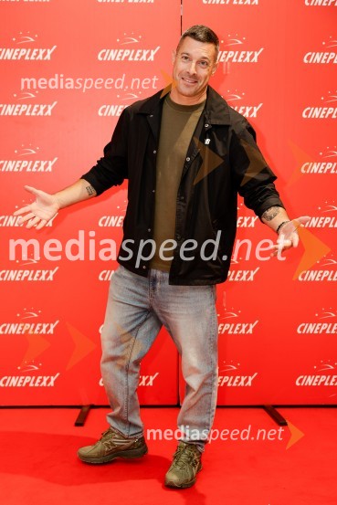  Klemen Bučan, radijski voditelj, stand-up komik, DJEna bitka za drugo, premiera filma