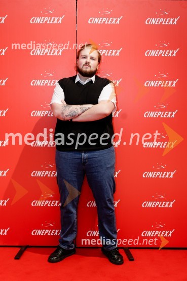  Jan Gerl Korenč, igralecEna bitka za drugo, premiera filma