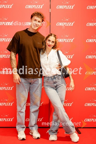 Ena bitka za drugo, premiera filma