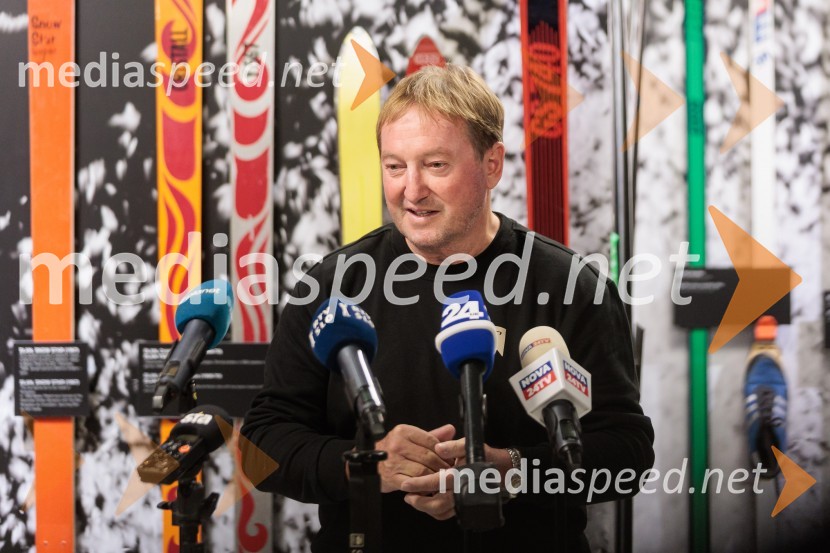  Bojan Križaj, nekdanji smučarIngemar Stenmark in Bojan Križaj ob 80 letnici Elana