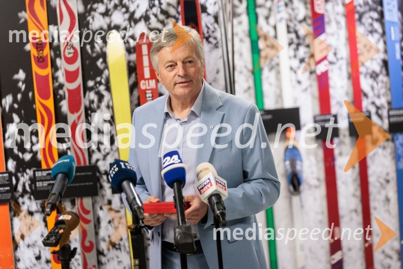  Ciril Globočnik, župan občine RadovljicaIngemar Stenmark in Bojan Križaj ob 80 letnici Elana