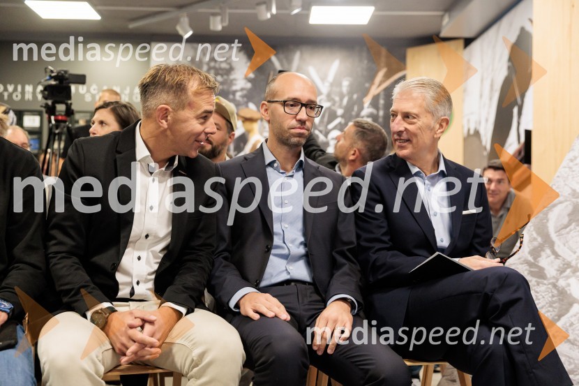  Leon Korošec, Direktor zimsko-športne divizije, Podpredsednik skupine Elan;  Luka Steiner, predsednik, Smučarska zveza Slovenije;  Jeffrey Tirman, glavni izvršni direktor, ElanIngemar Stenmark in Bojan Križaj ob 80 letnici Elana