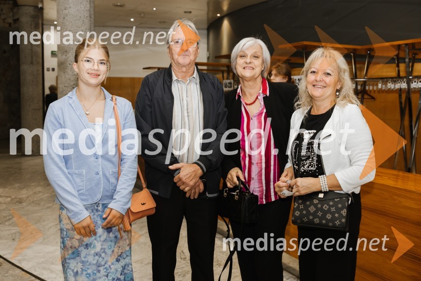 Usje se je dalu, premiera SNG Nova Gorica