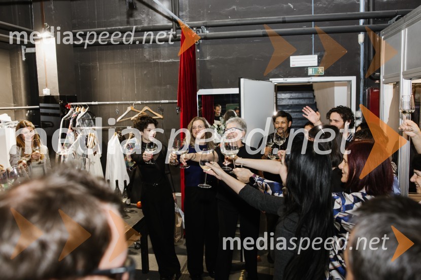 Usje se je dalu, premiera SNG Nova Gorica