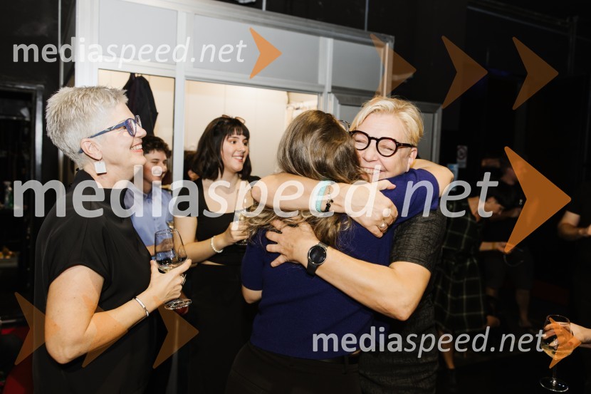  Darinka Pavlič Kamien, strokovnjakinja za komuniciranje;  ... ;  ... ;  Zlatomira Nikolova, operna pevkaUsje se je dalu, premiera SNG Nova Gorica