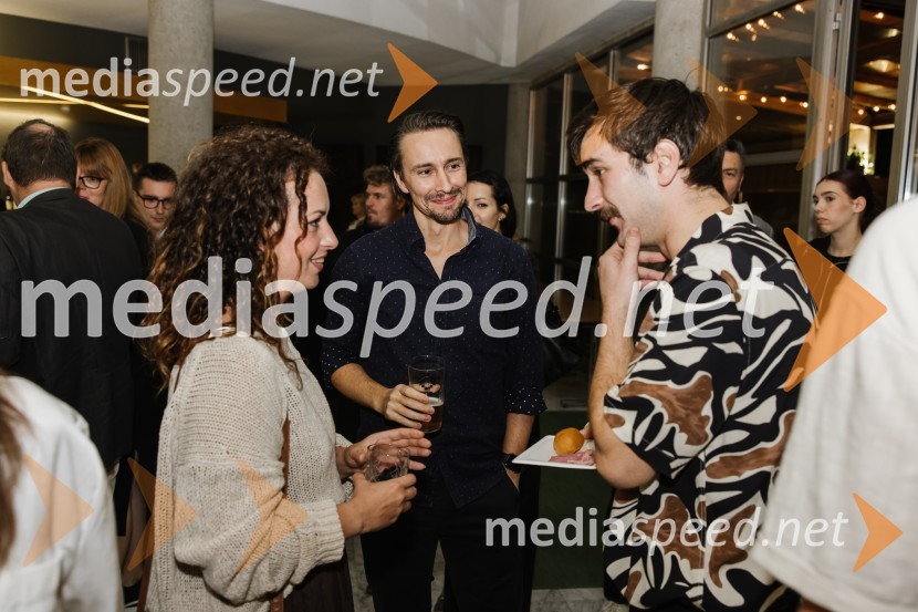  Tine Kek,  direktor, Ptujska klet d.o.o;  Jure Kopušar, igralec;  ... Usje se je dalu, premiera SNG Nova Gorica