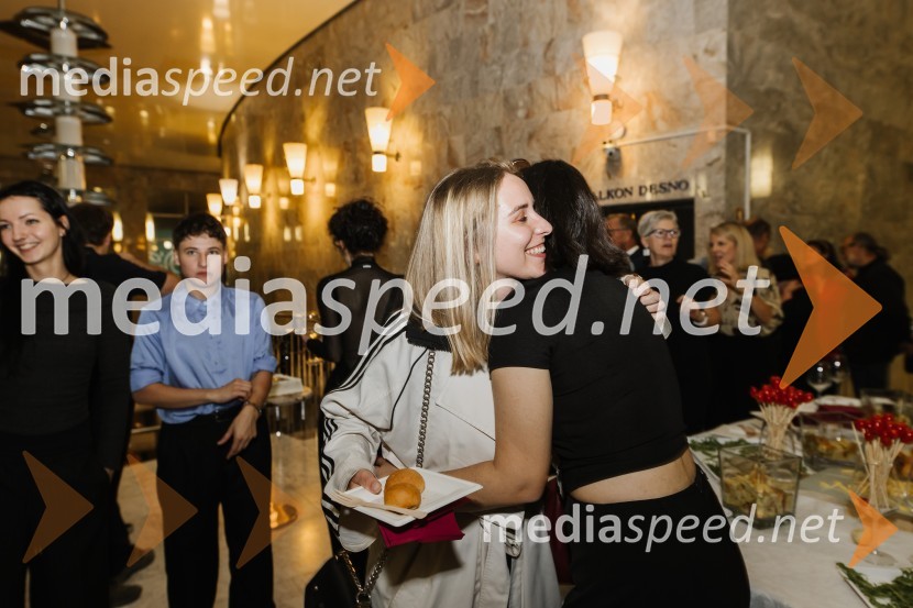 Usje se je dalu, premiera SNG Nova Gorica