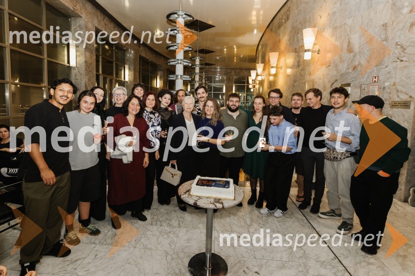 Usje se je dalu, premiera SNG Nova Gorica