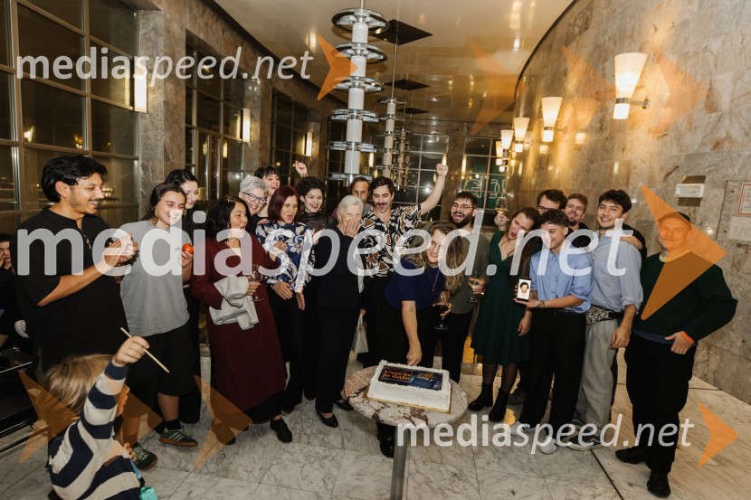 Usje se je dalu, premiera SNG Nova Gorica