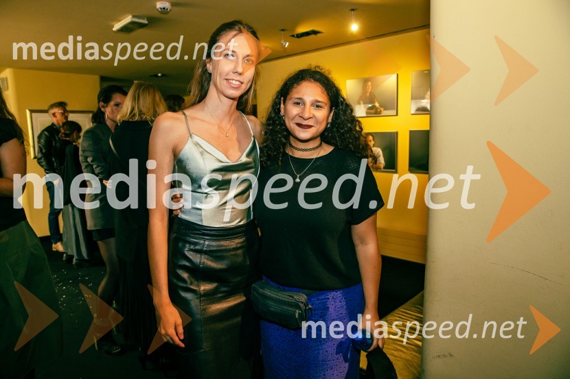  Nina  Kuclar Stiković, dramaturginja;  Lina Akif, igralka, Slovensko mladinsko gledališčePremiera drame Osvajalec in podelitev Dnevnikove nagrade Jani Zupančič