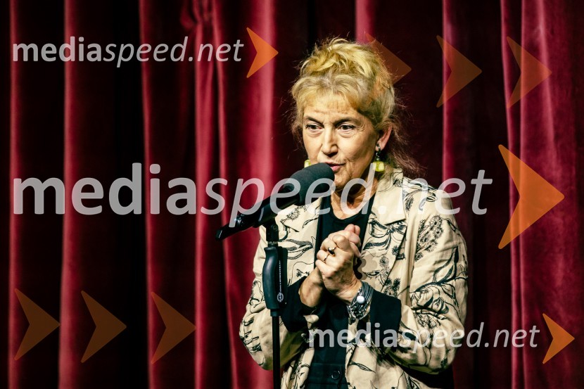  Barbara Hieng Samobor, direktorica in umetniška vodja MGLPremiera drame Osvajalec in podelitev Dnevnikove nagrade Jani Zupančič