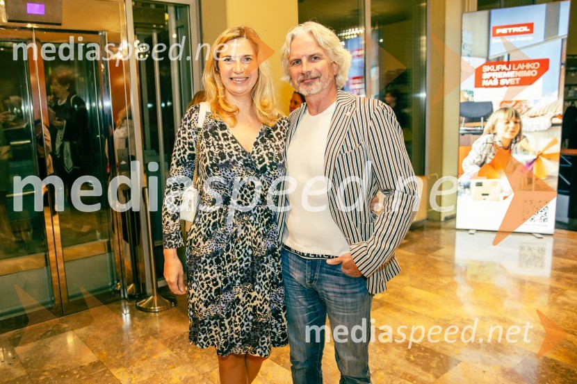  Barbara Čepirlo Čičigoj, odnosi z javnostjo Opera in Balet Ljubljana;  Jadran ČičigojPremiera drame Osvajalec in podelitev Dnevnikove nagrade Jani Zupančič