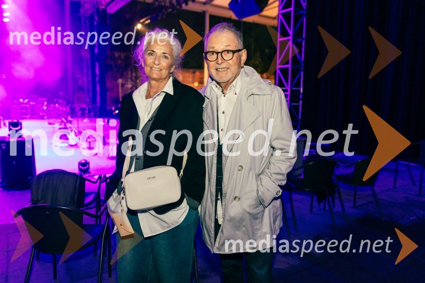  Eva Kozlevčar, glasbenica;  Tomaž Kozlevčar, vokalistŽan Serčič - 15 let navdiha