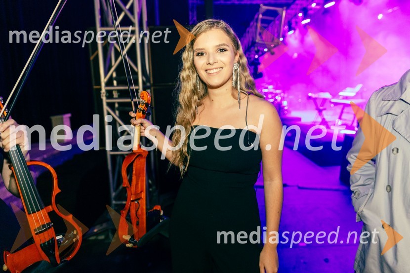  Eva Brumen KošarŽan Serčič - 15 let navdiha